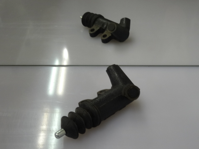 CLUTCH SLAVE CYLINDER